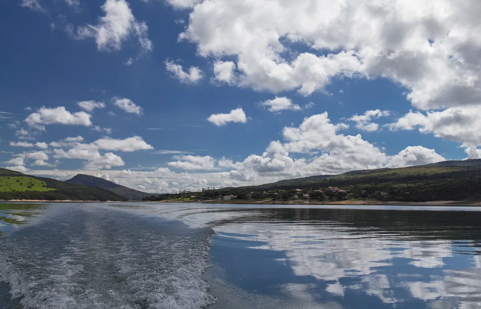 Lago de Furnas landscape near Capitólio, Minas Gerais