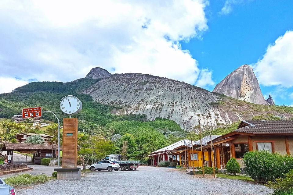 Rota do Lagarto with Pedra Azul