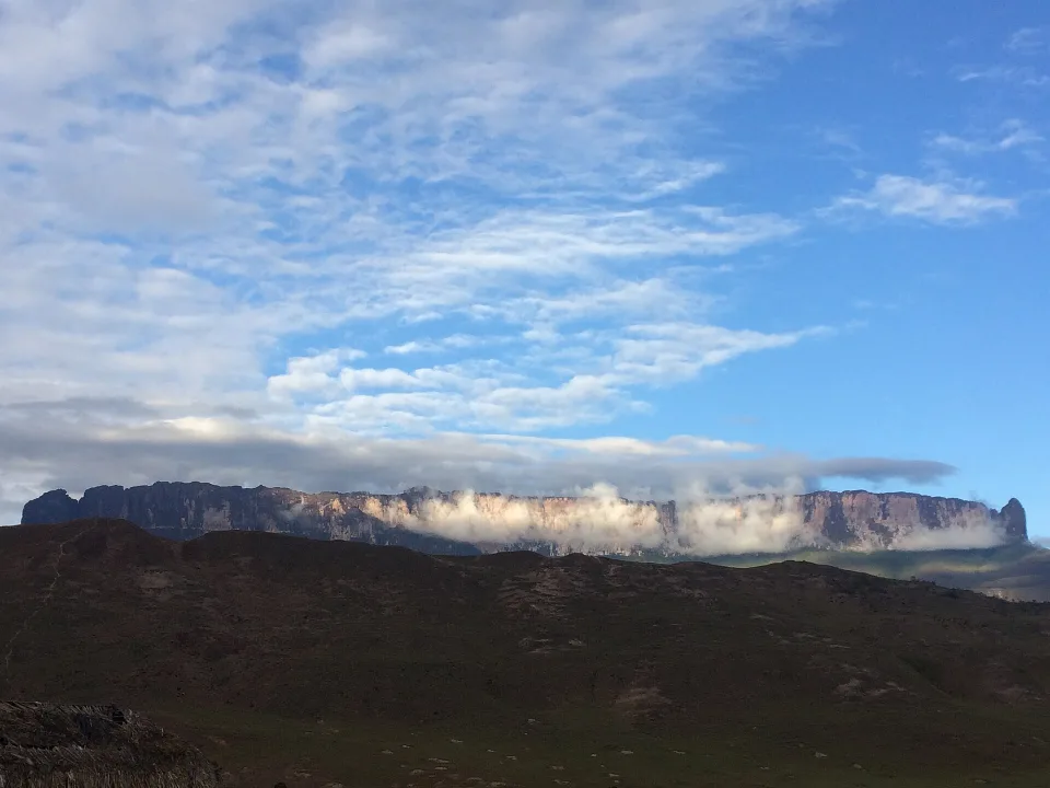 Trail approach to Monte Roraima