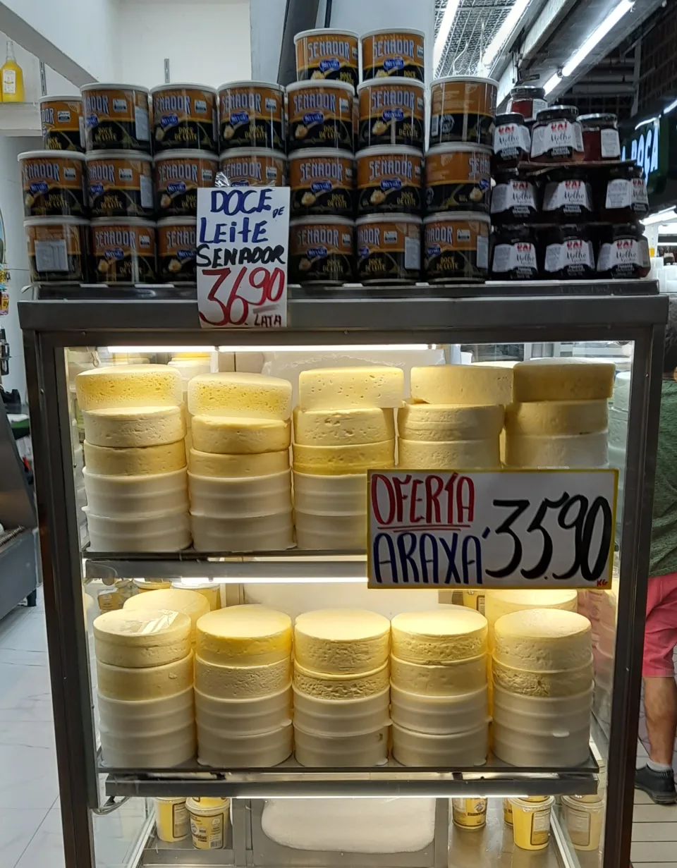 Canastra cheese